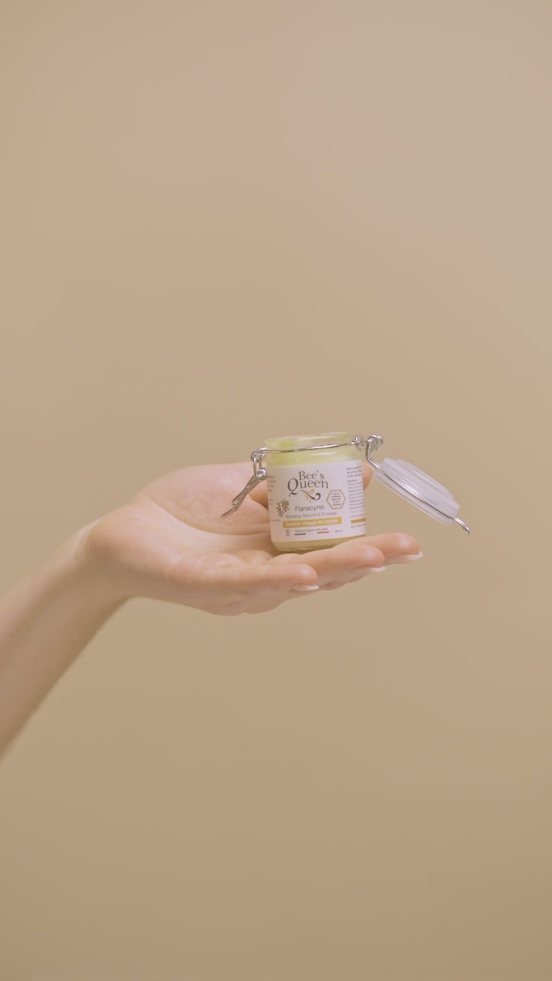 Flaracyne — apaise et répare acné, eczéma et brûlures.